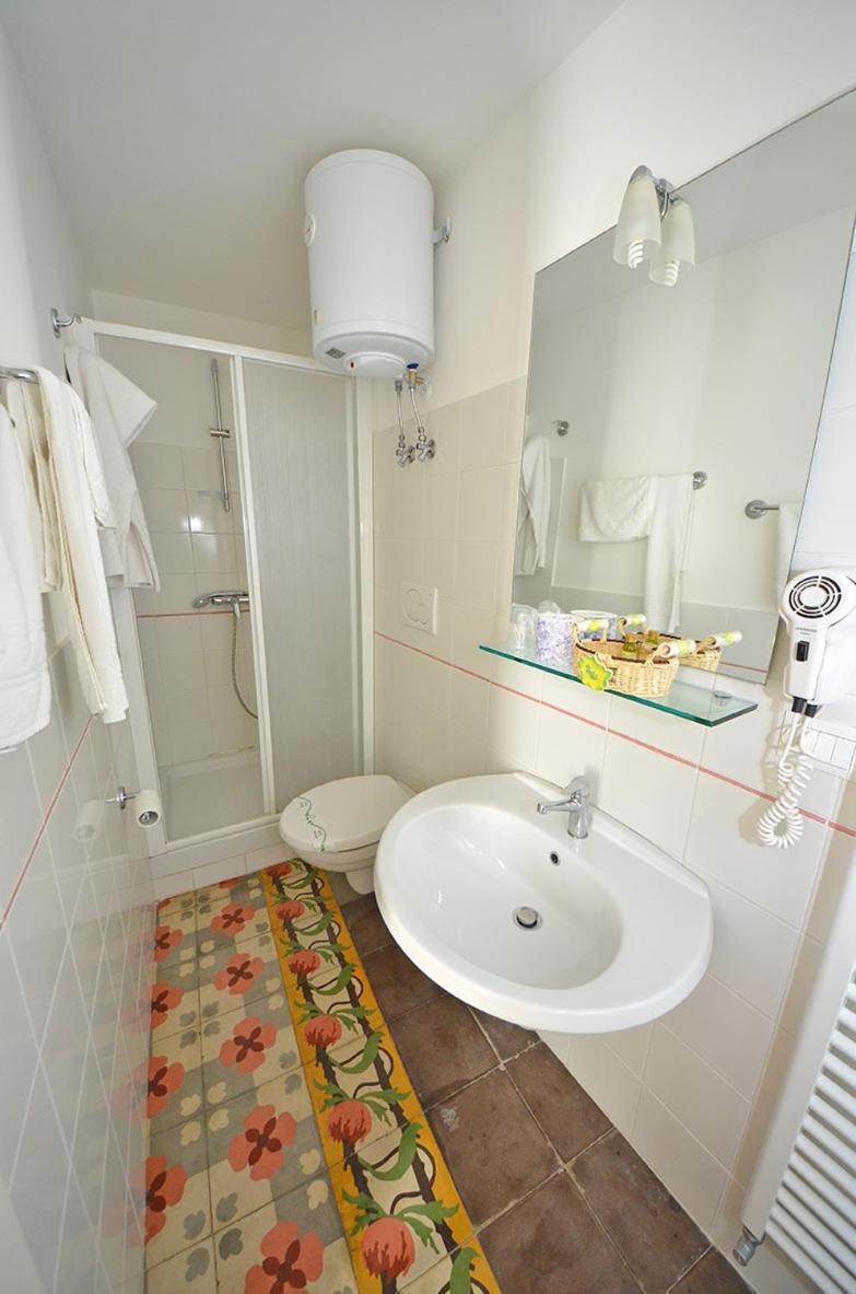 카스트리냐노델카포 Casa Branca B&B 외부 사진