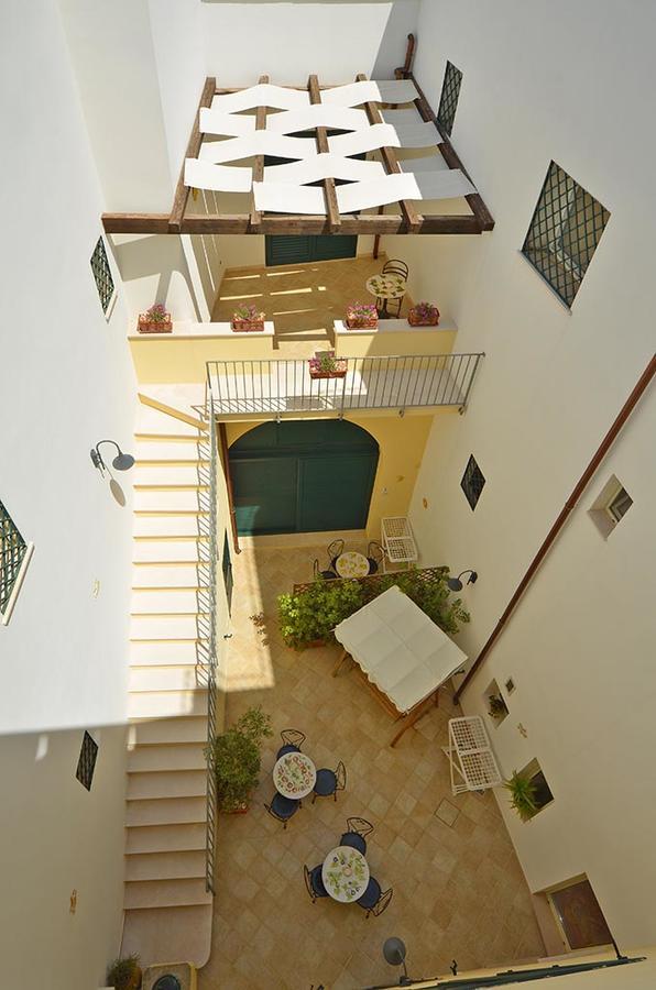 카스트리냐노델카포 Casa Branca B&B 외부 사진